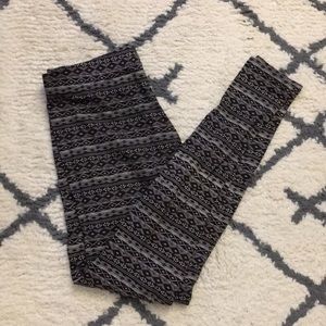 Garage grey tribal prints leggings XS